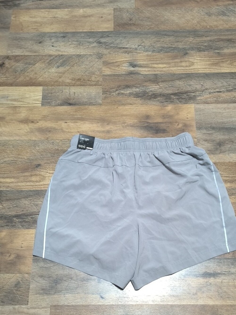 DSG Gray Athletic Shorts with Elastic Waist - Picture 3 of 4